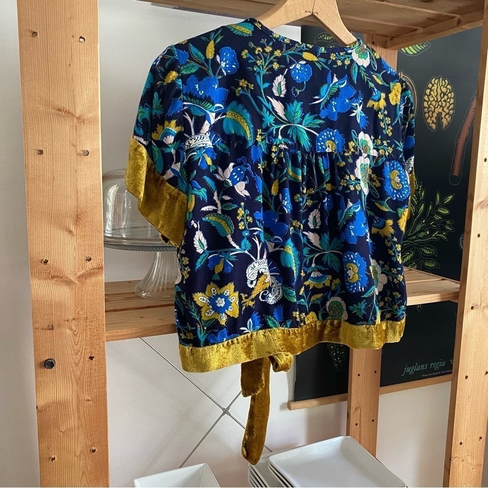 Anthropologie Blue Floral Clara Gold Velvet-Trimmed Pajama Lounge Top Small - Picture 9 of 16